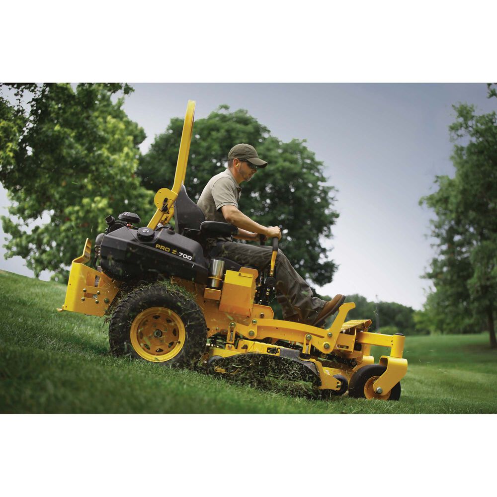 Cub Cadet Pro Z 760L  31HP Kawasaki Hydro Gear 4400 60" deck