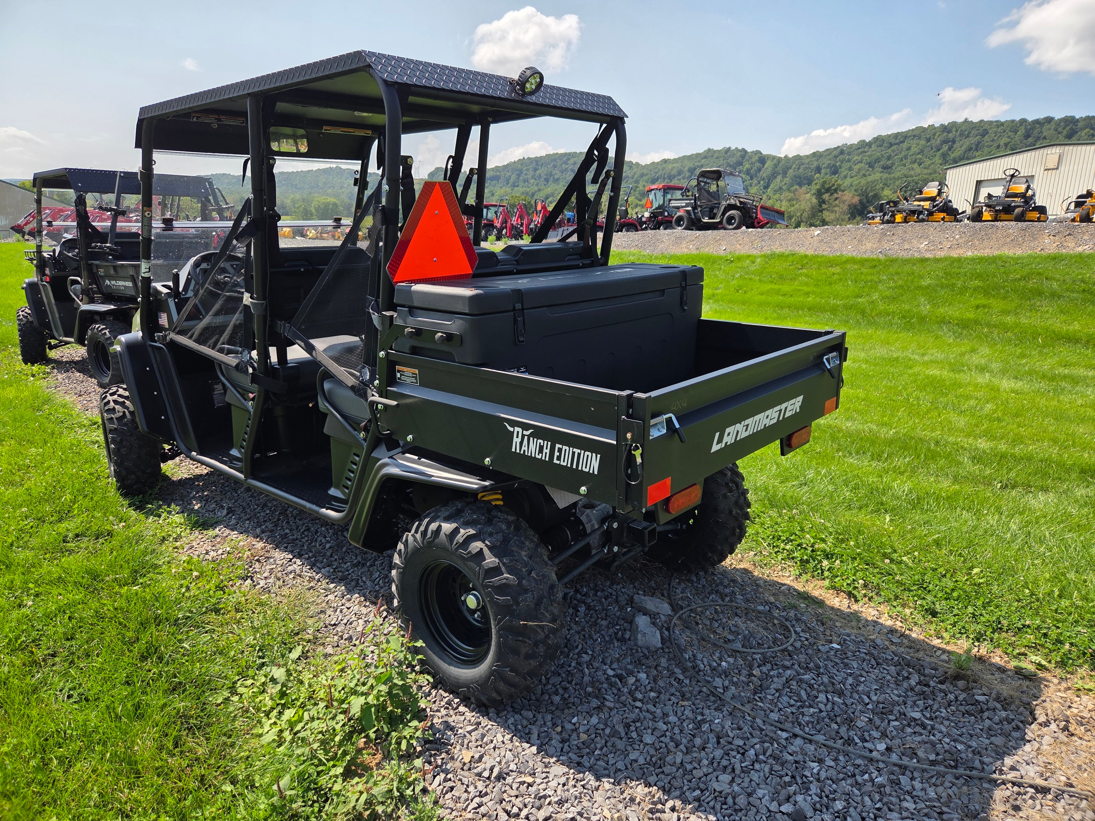 N7 American Landmaster Crew Ranch Edition 4x4 EPS