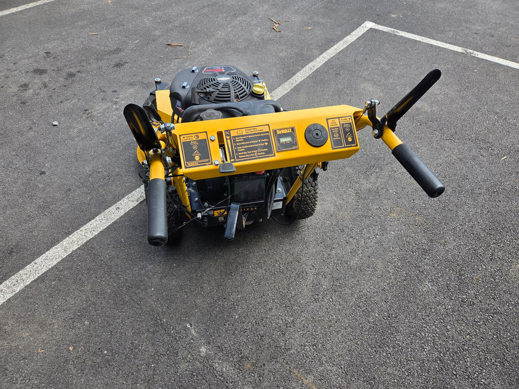 DeWALT DW33 33" Walkbehind Mower