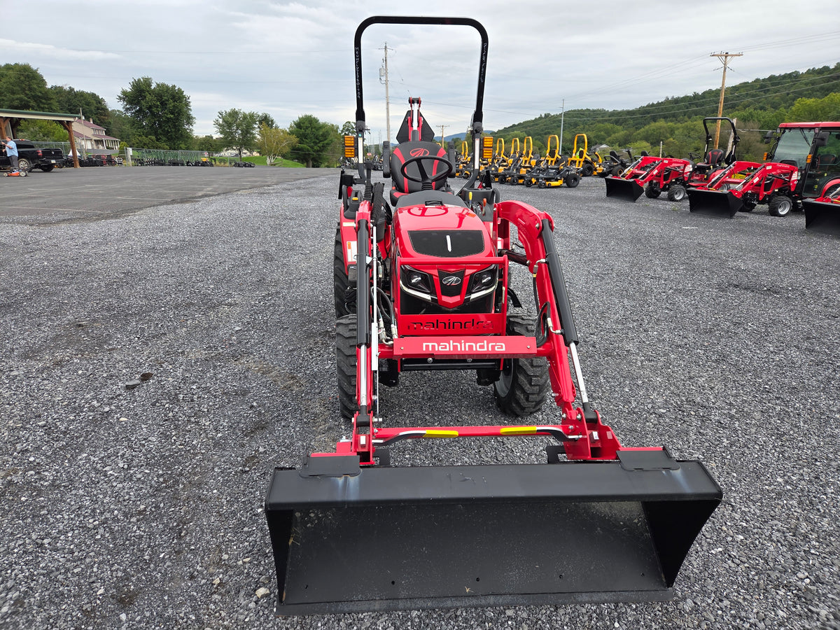 Mahindra 2126 Hst Tractor w/ Loader and Backhoe