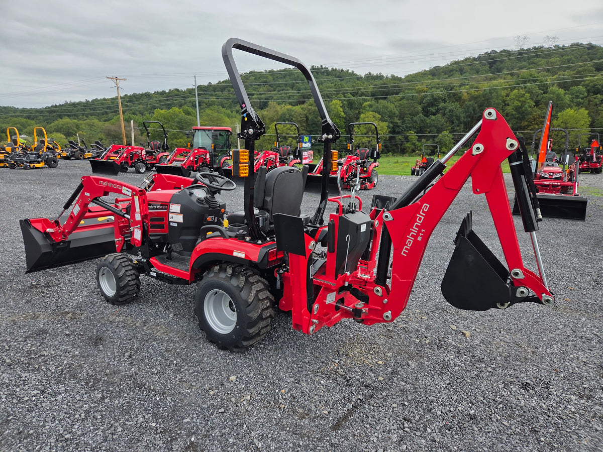 Mahindra 1120 Hst Tractor w/ Loader and Backhoe