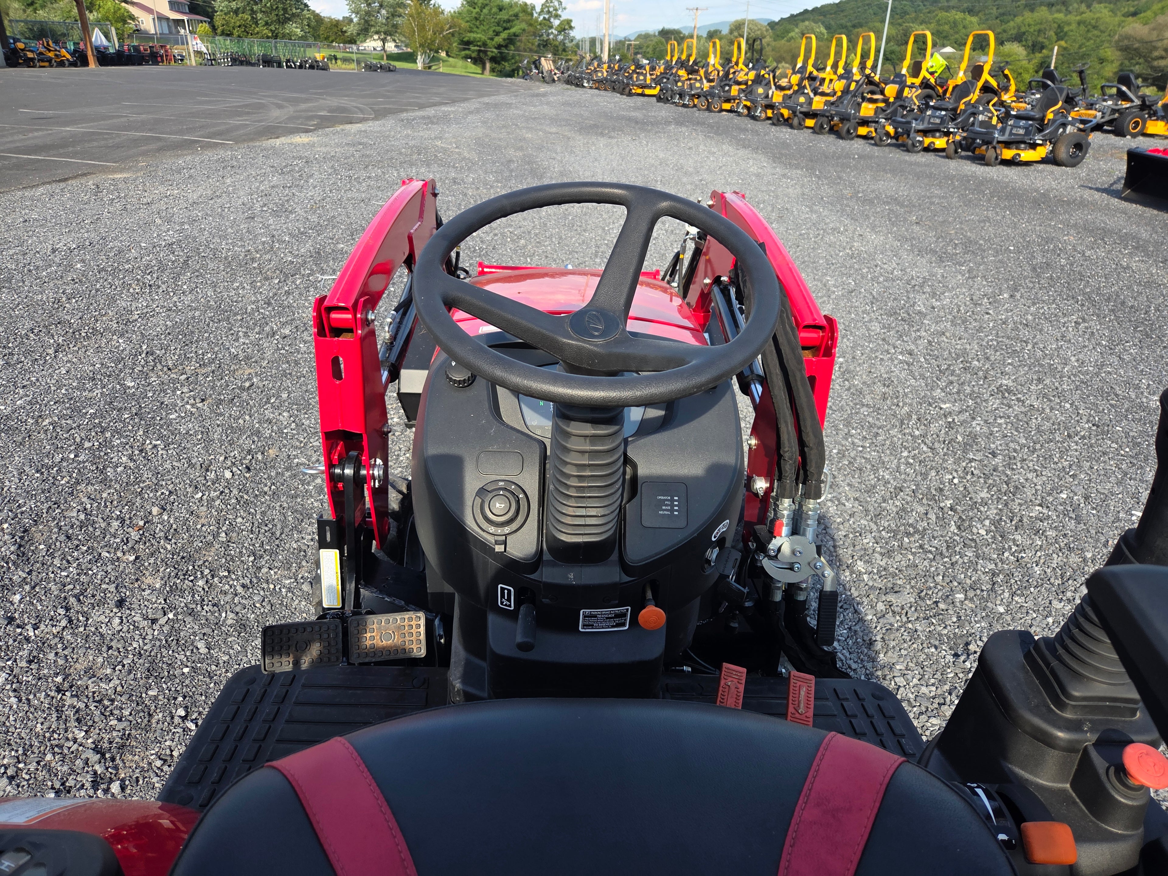 Mahindra 2126 HST Tractor