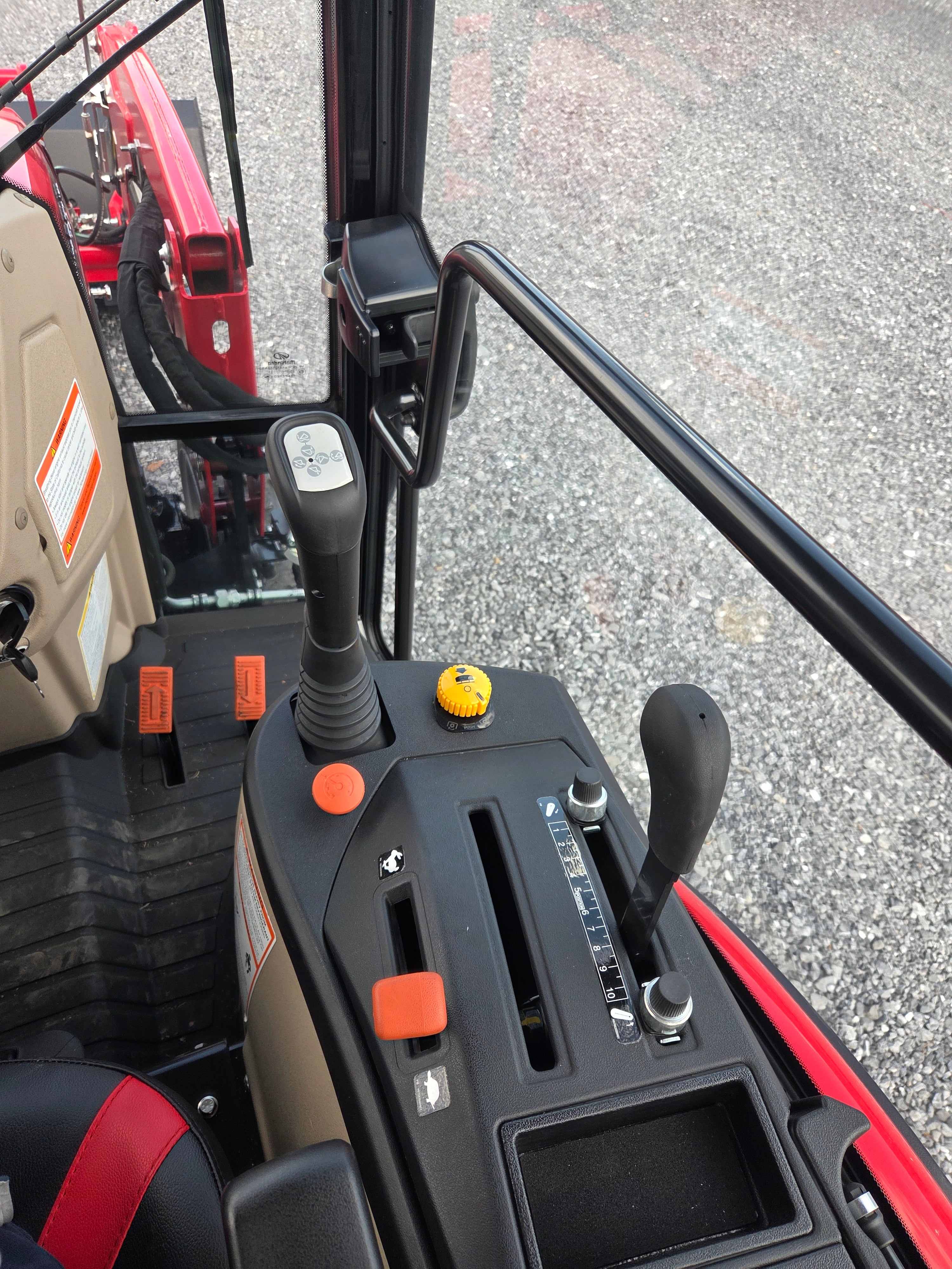 Mahindra 2126 HST Cab Compact Utility Tractor
