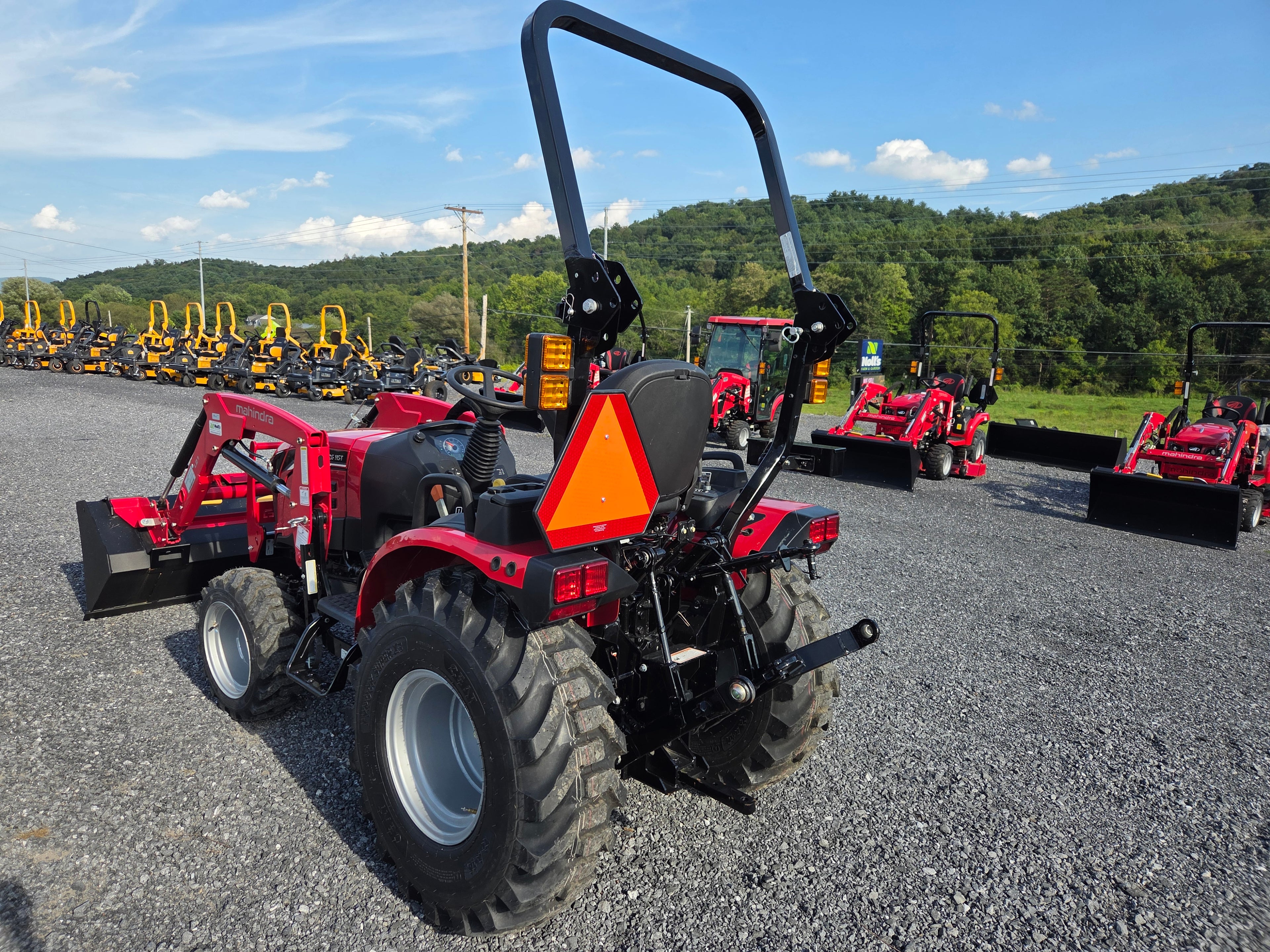 Mahindra 2126 HST Tractor